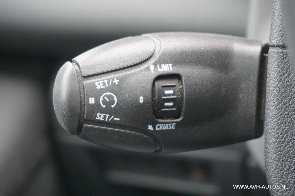 Peugeot 5008 1.6 thp active 5 - persoons!