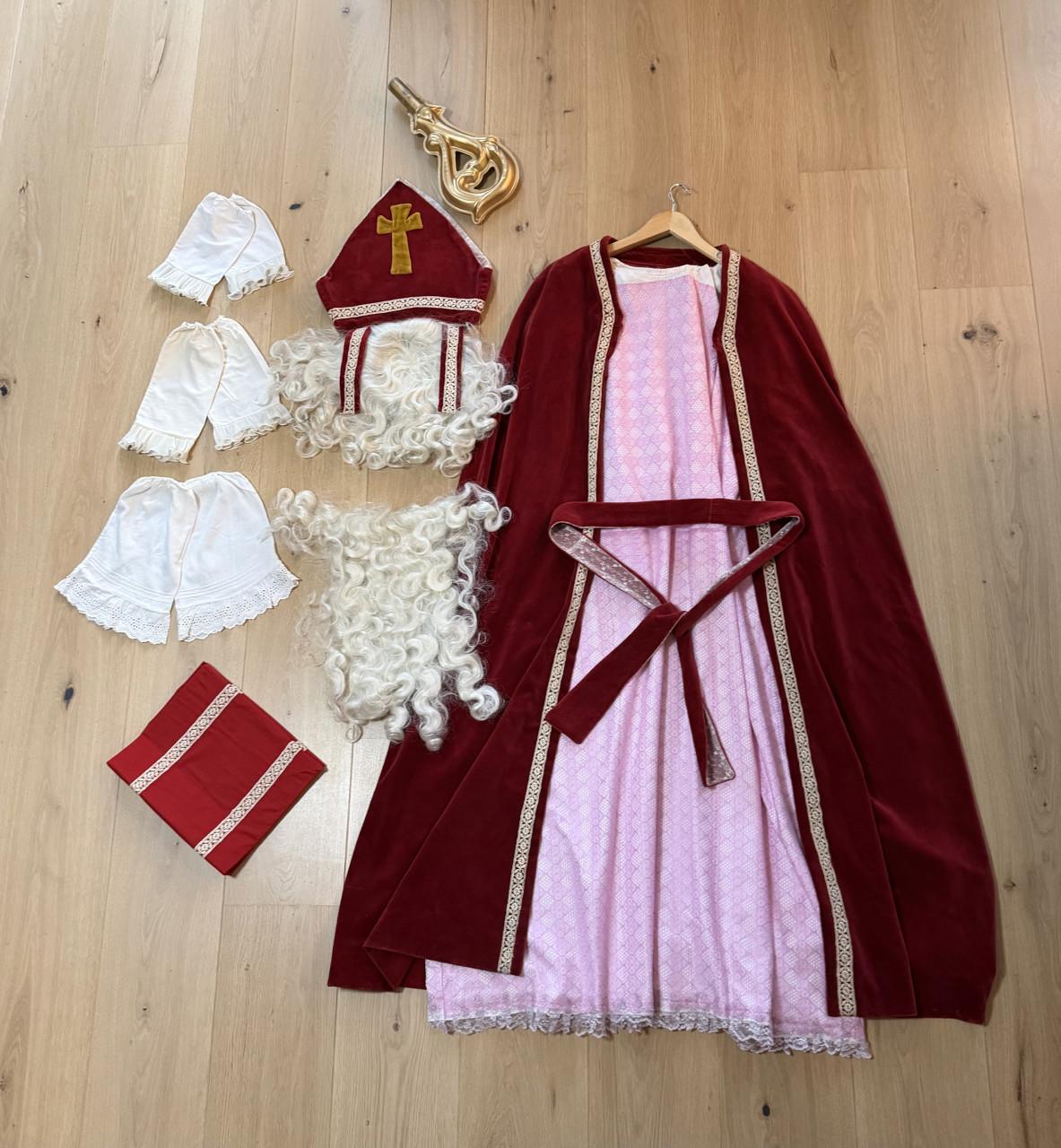 Prachtig vintage Sinterklaaspak – handgemaakt en vol karakter!