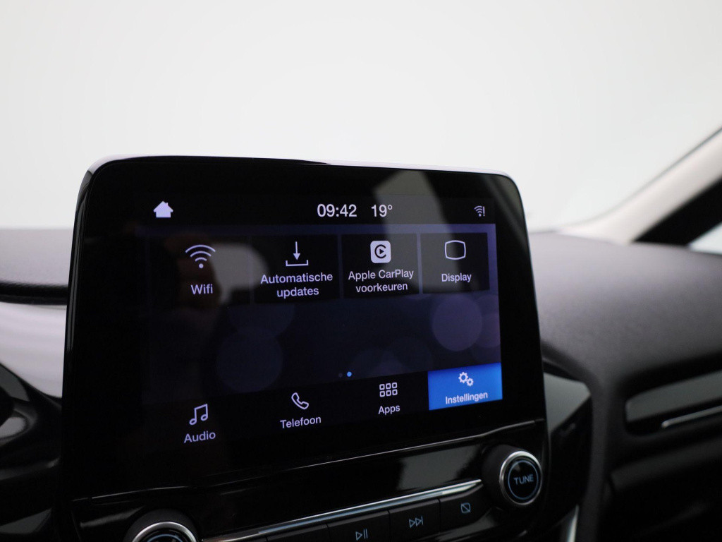 Ford Fiesta 1.1 trend ac | parkeersensoren | apple carplay | elek. spiegels