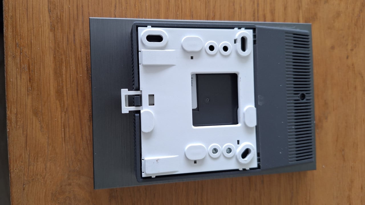 I.z.g.st. Nefit module
