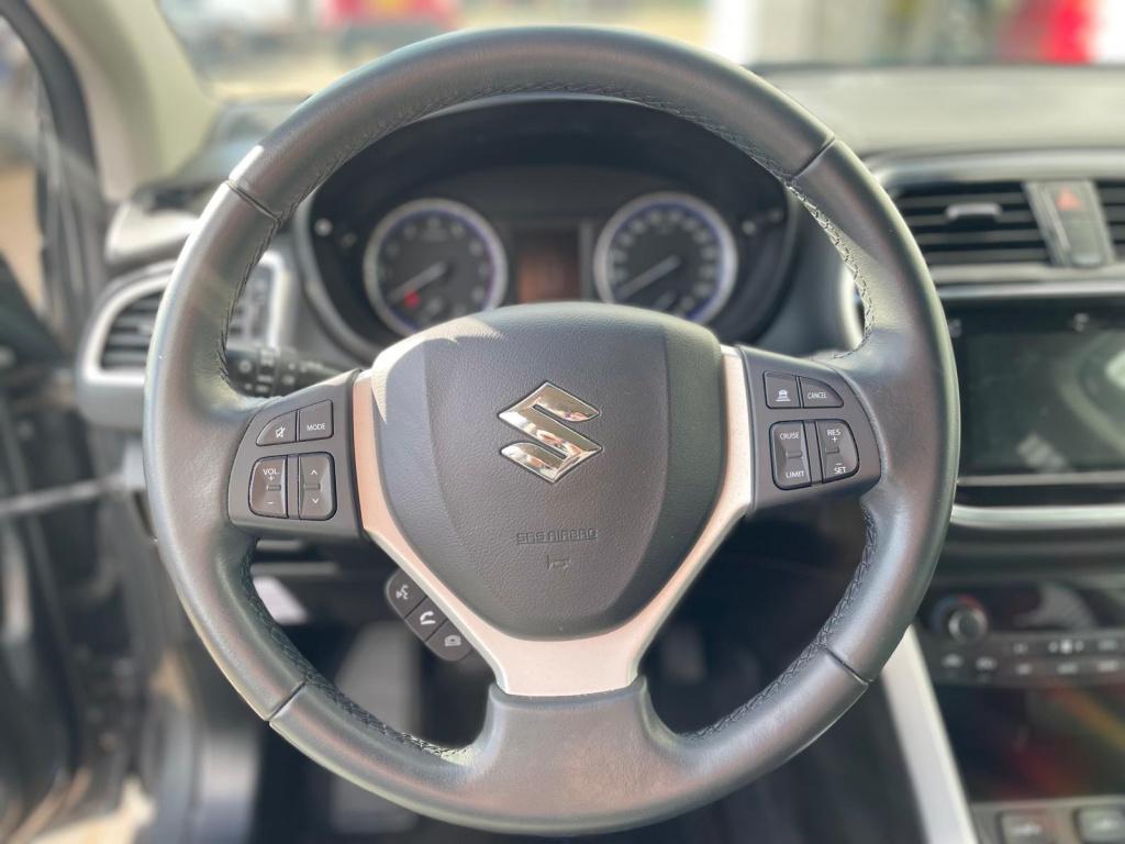 Suzuki Sx4 S-cross 1.4 boosterjet style smart hybrid