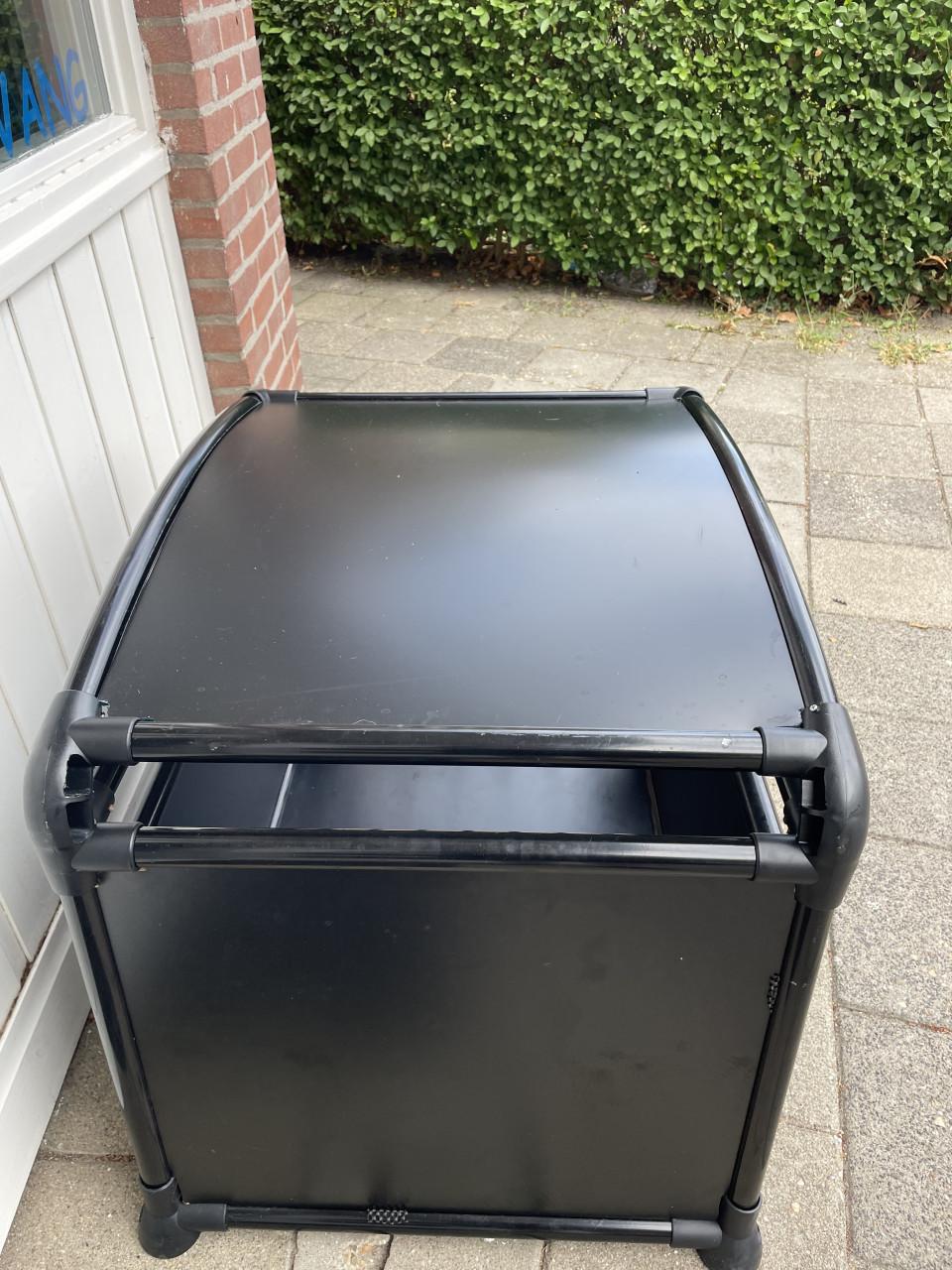 Mooie stevige veilige hondenbench autobench te koop!