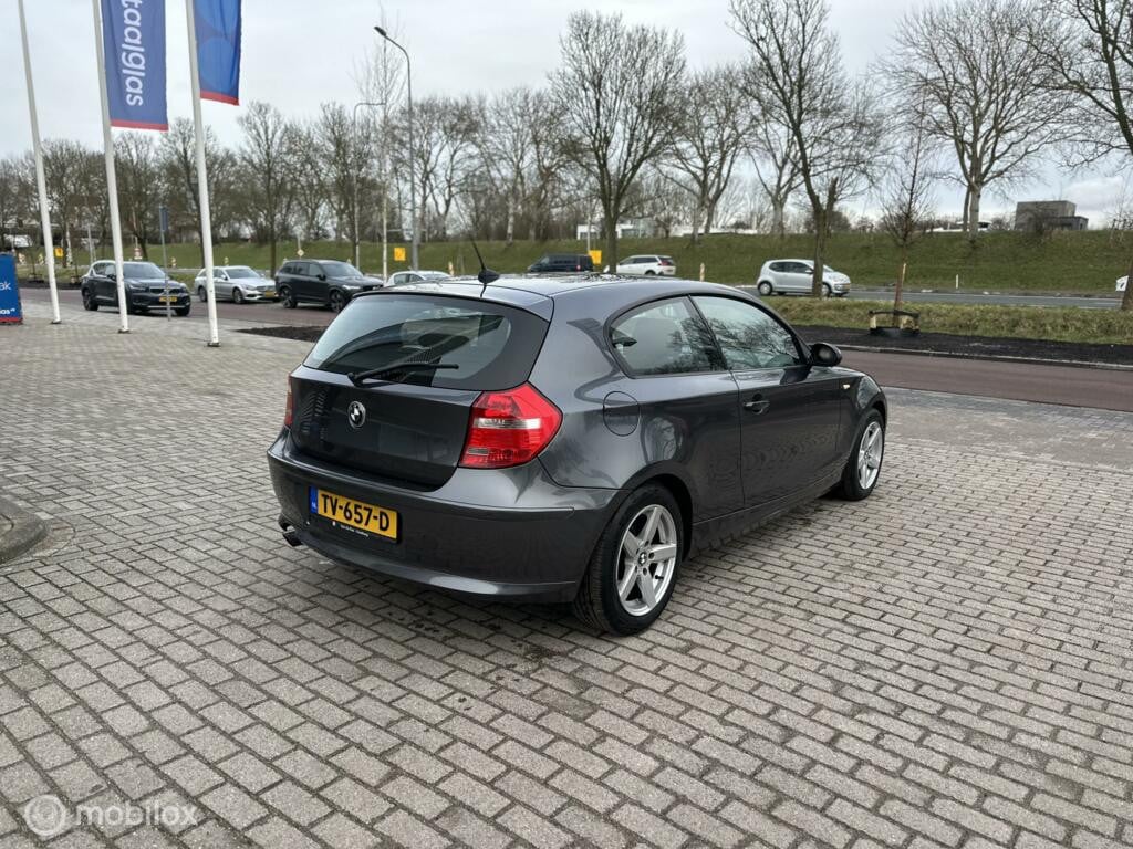 BMW 1-serie 118i High Executive Clima km224.477 nap BJ2007