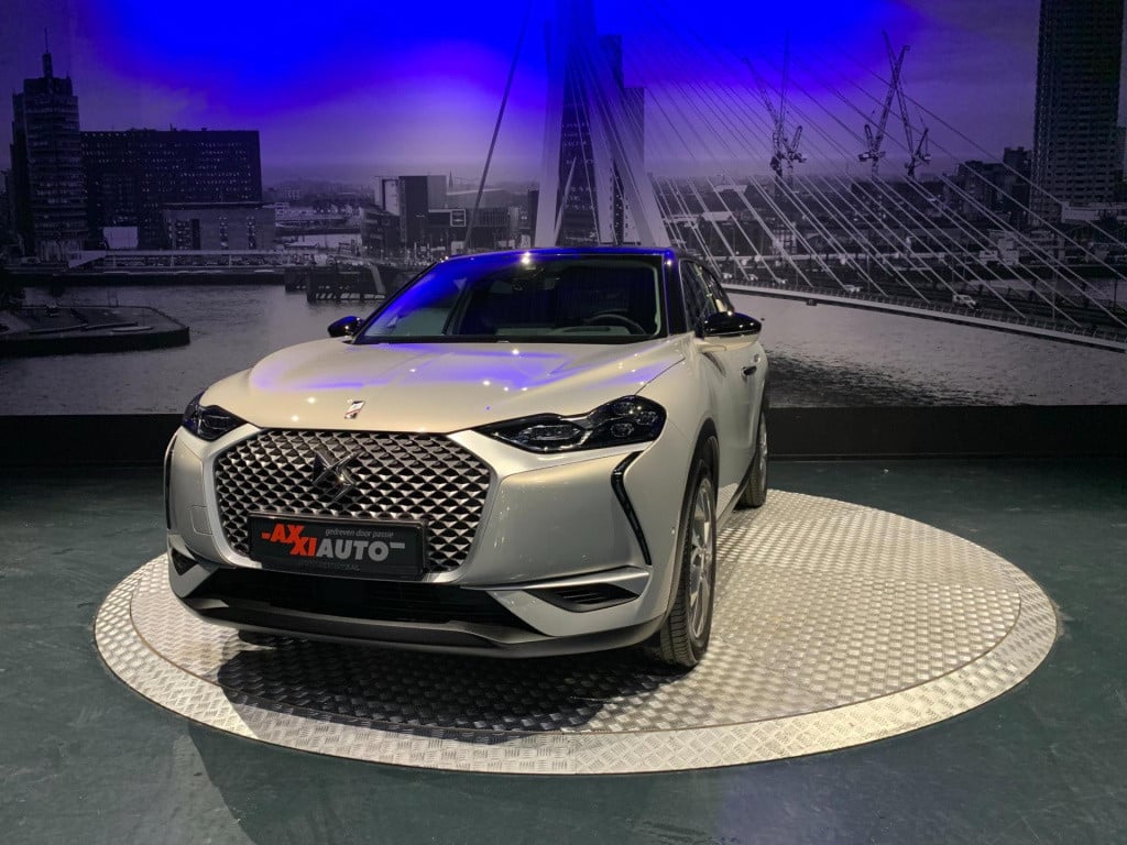 Ds Ds 3 crossback e-tense so chic 50 kwh *leder*appconnect*head-up*camera* 