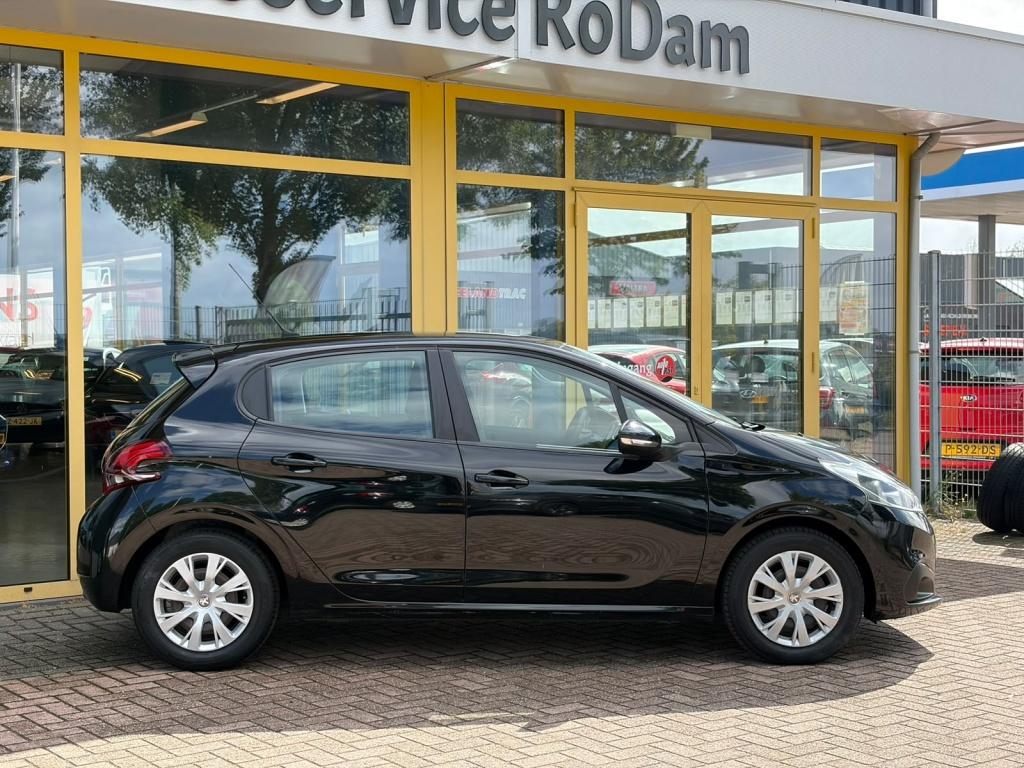 Peugeot 208 1.2 puret. blue lion