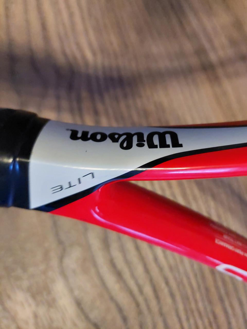 3 Wilson tennisrackets met tas en 11 balletjes