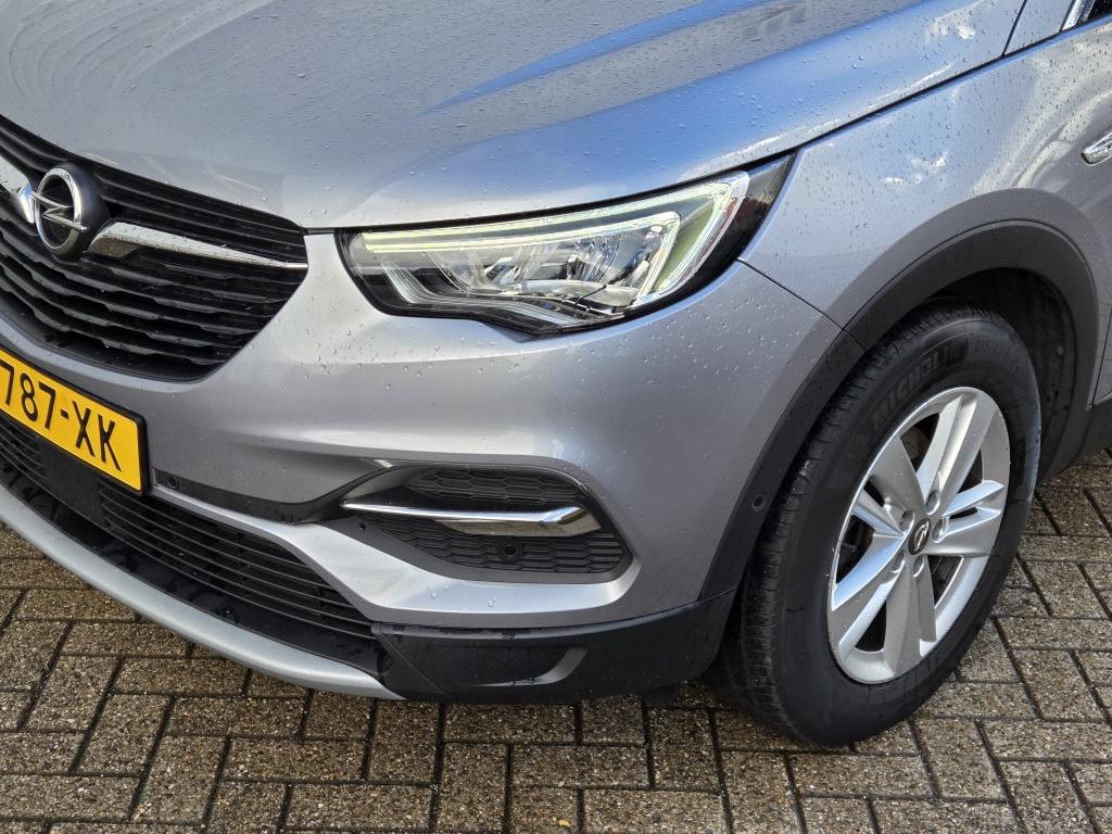 Opel Grandland X 130 pk turbo business executive | stoel/stuurverwarming | 