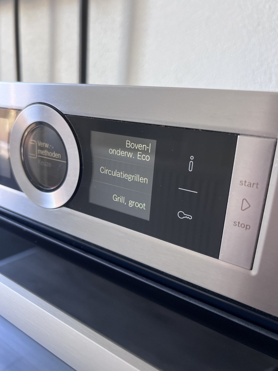 Zeer nette Bosch Serie 8 Combi-oven Topklasse design & prestaties!