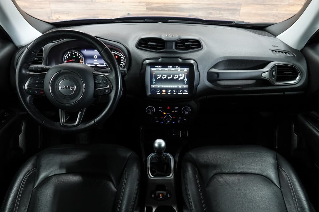 Jeep Renegade 1.0t | cruise | camera | led |