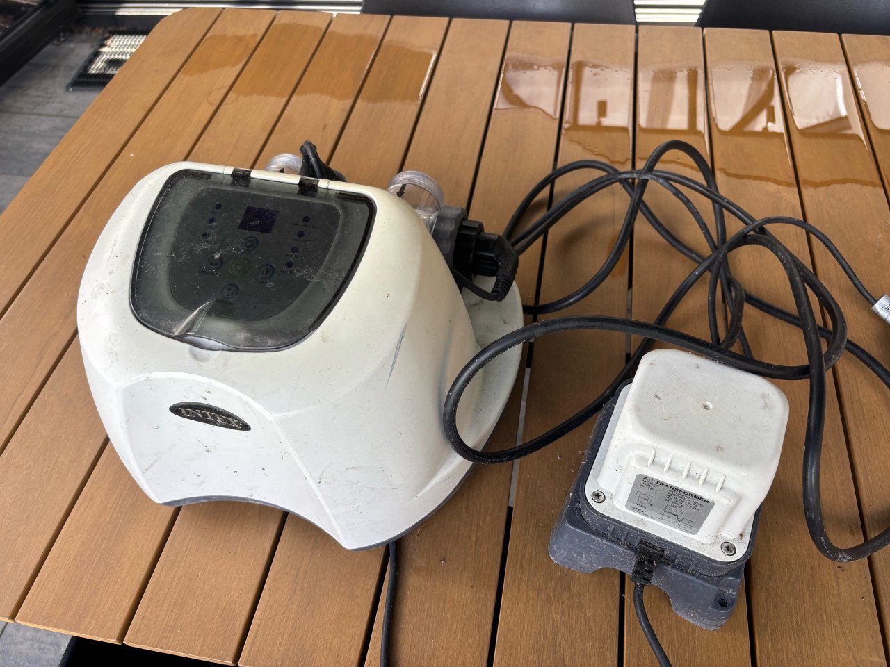 Intex zoutwatersysteem + onderdelen pomp zwembad