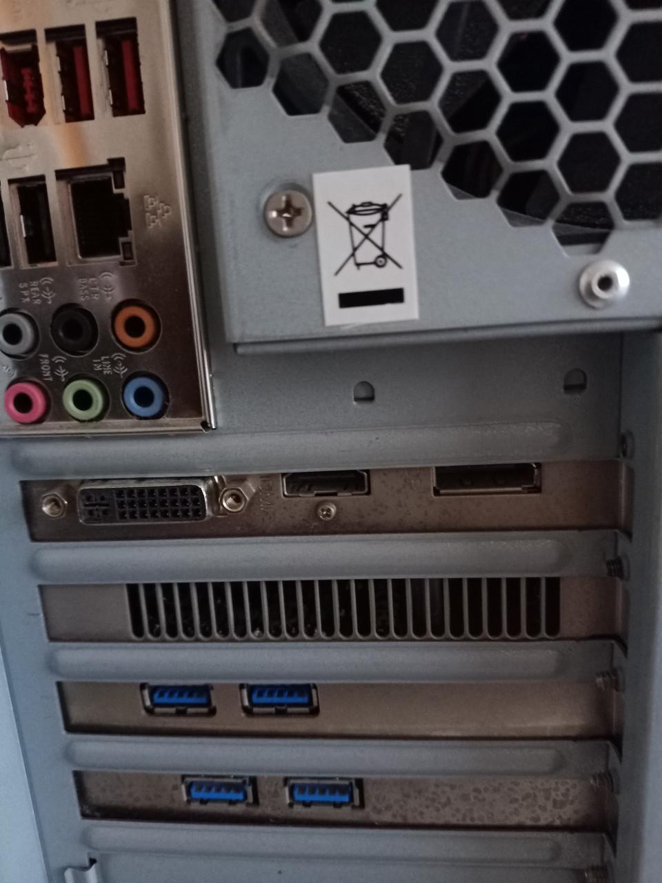 Asus desktop computer