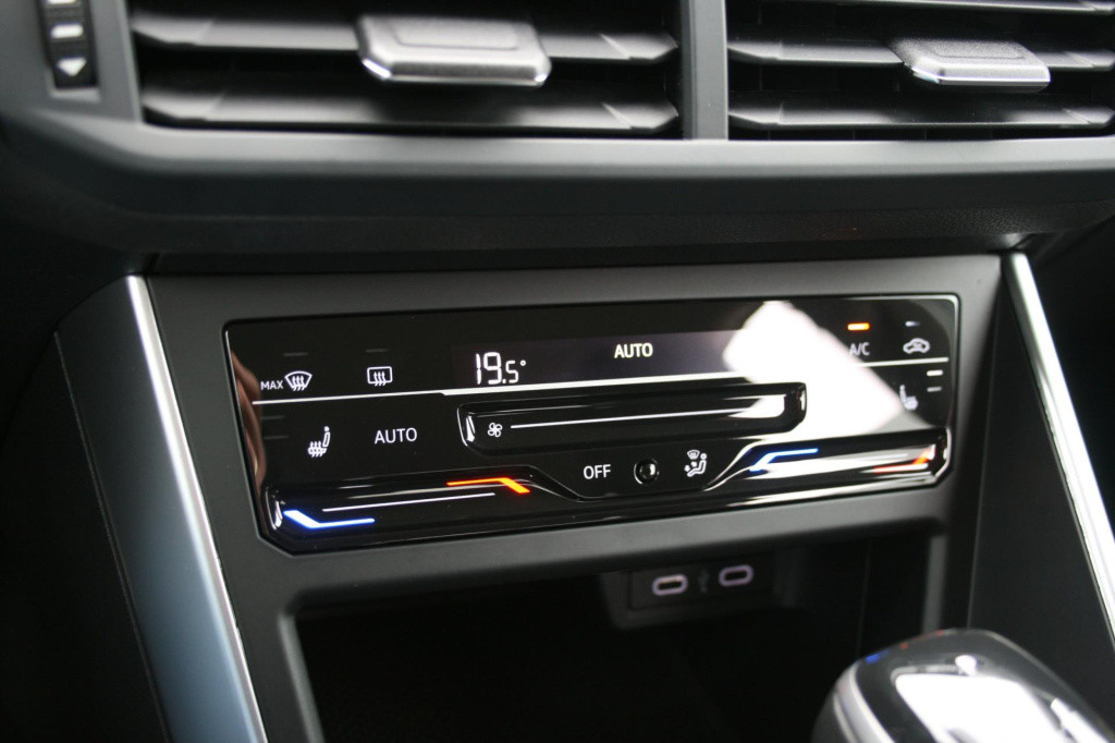 Volkswagen Polo 1.0 tsi life business