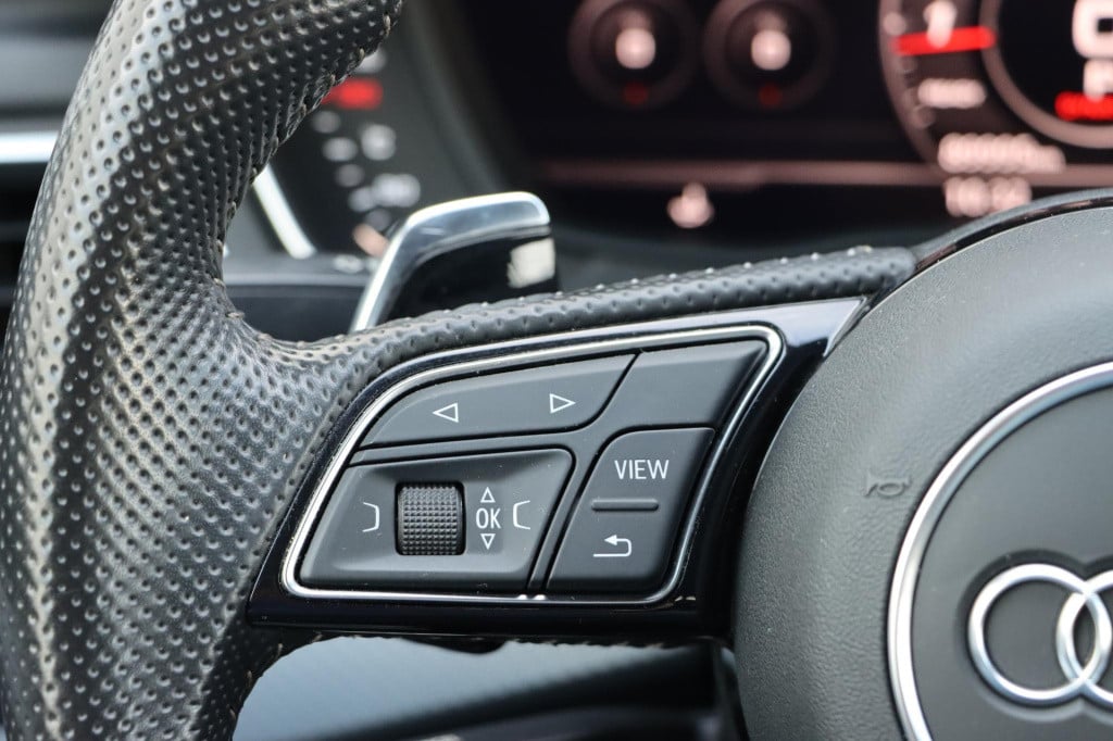 Audi Rs4 avant 2.9 tfsi quattro 450pk tiptronic