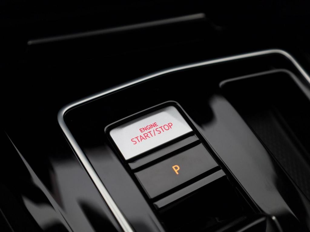 Volkswagen Golf 1.5 ehybrid gte | automaat | panoramadak | navigatie | appl