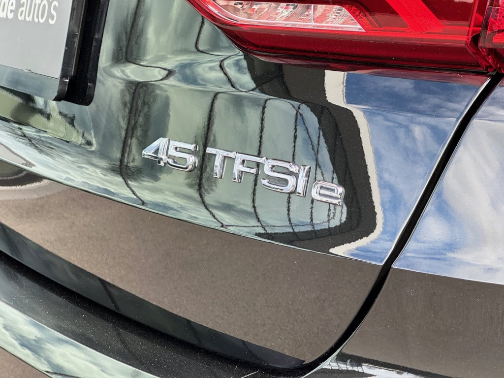 Audi Q3 45 tfsi e 245pk advanced | trekhaak | dode hoek | elek. klep | rijk