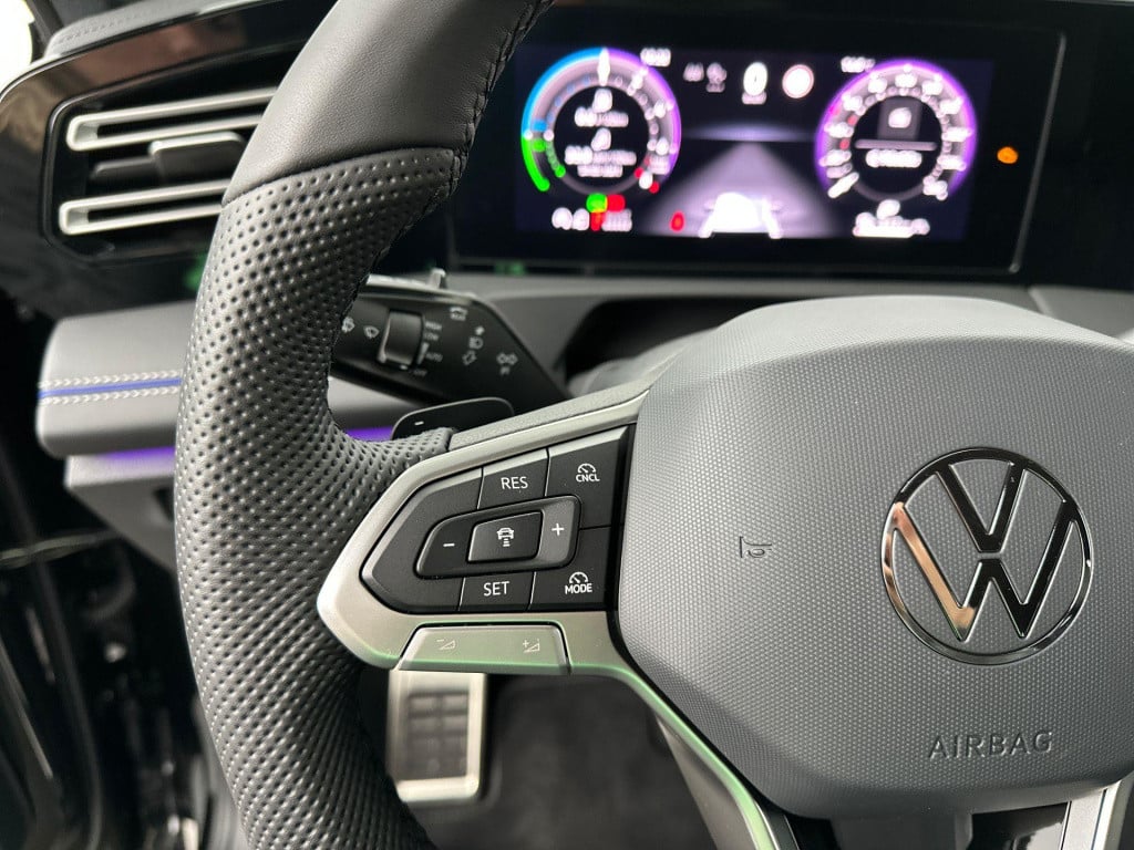 Volkswagen Tiguan 1.5 ehybrid r-line edition