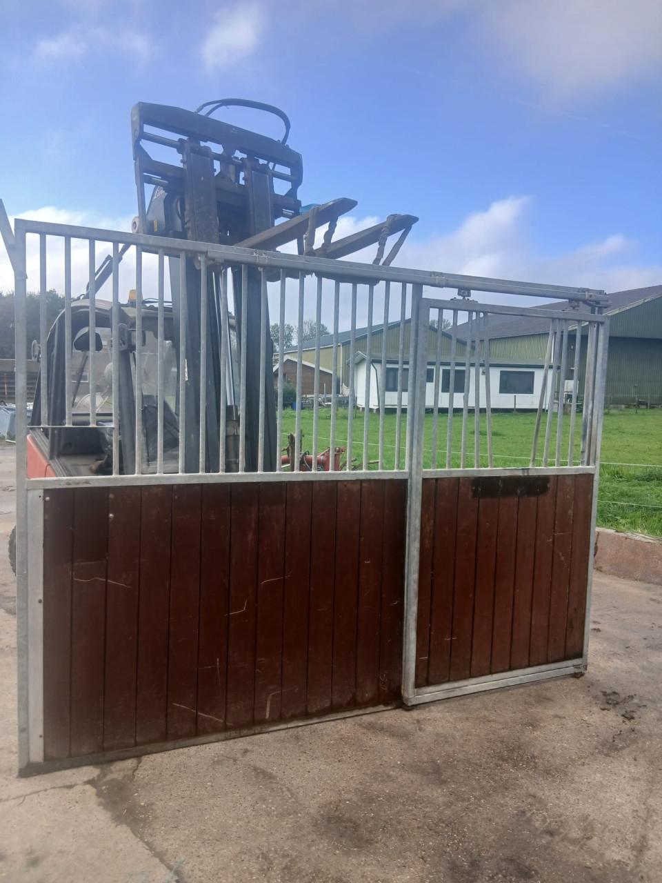 Voorfront paardenbox