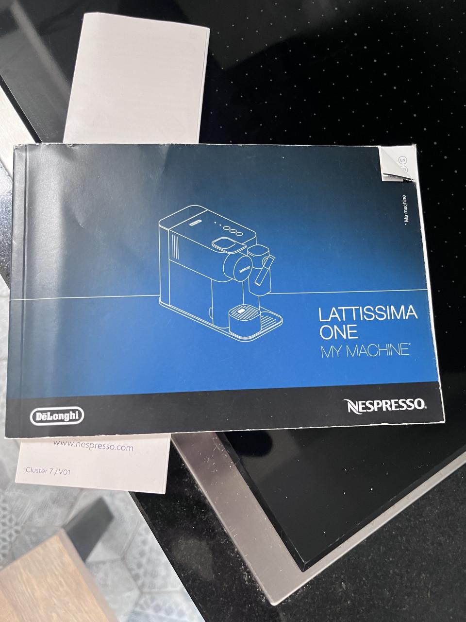 Nespresso lattessima one