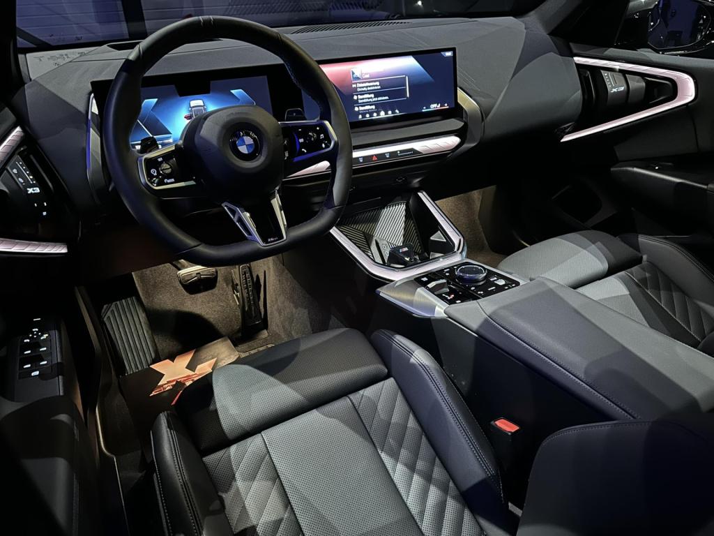 BMW X3 20 xdrive *pano*surroundview*parkass*driveass*leder*memory*