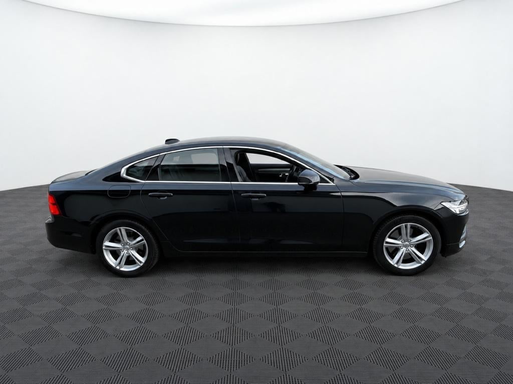 Volvo S90 2.0 t6 awd momentum+