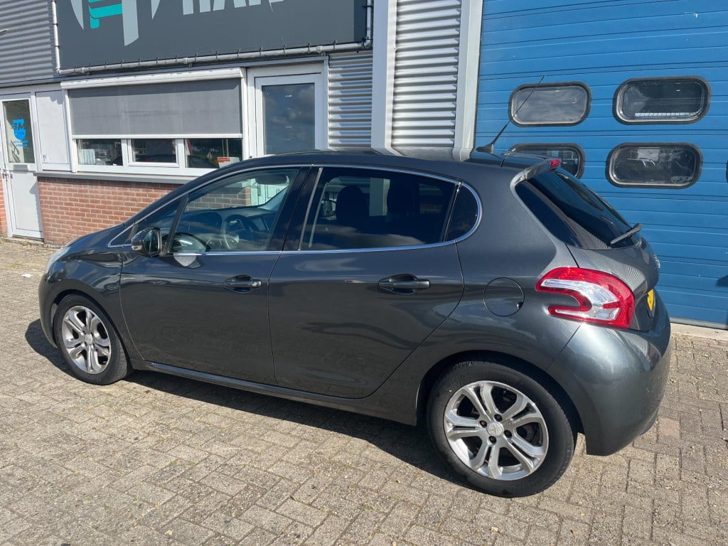 Peugeot 208 1.6 vti allure | orig. nl | nwe apk