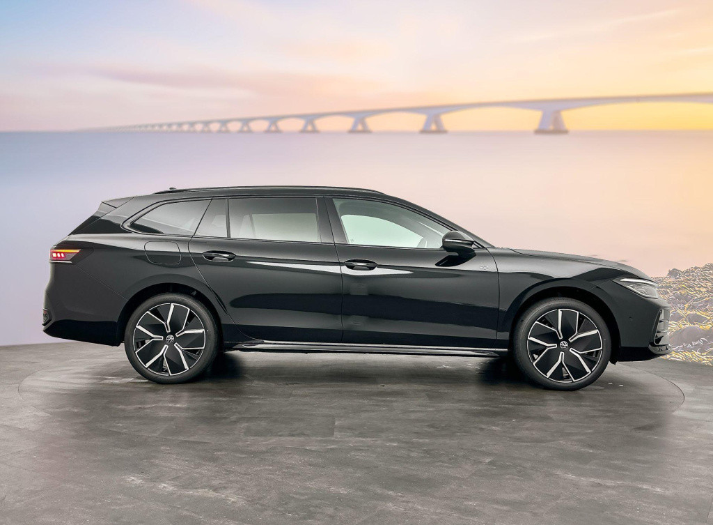 Volkswagen Passat variant r-line-edition 1.5 ehybrid 200 kw / 272 pk varian