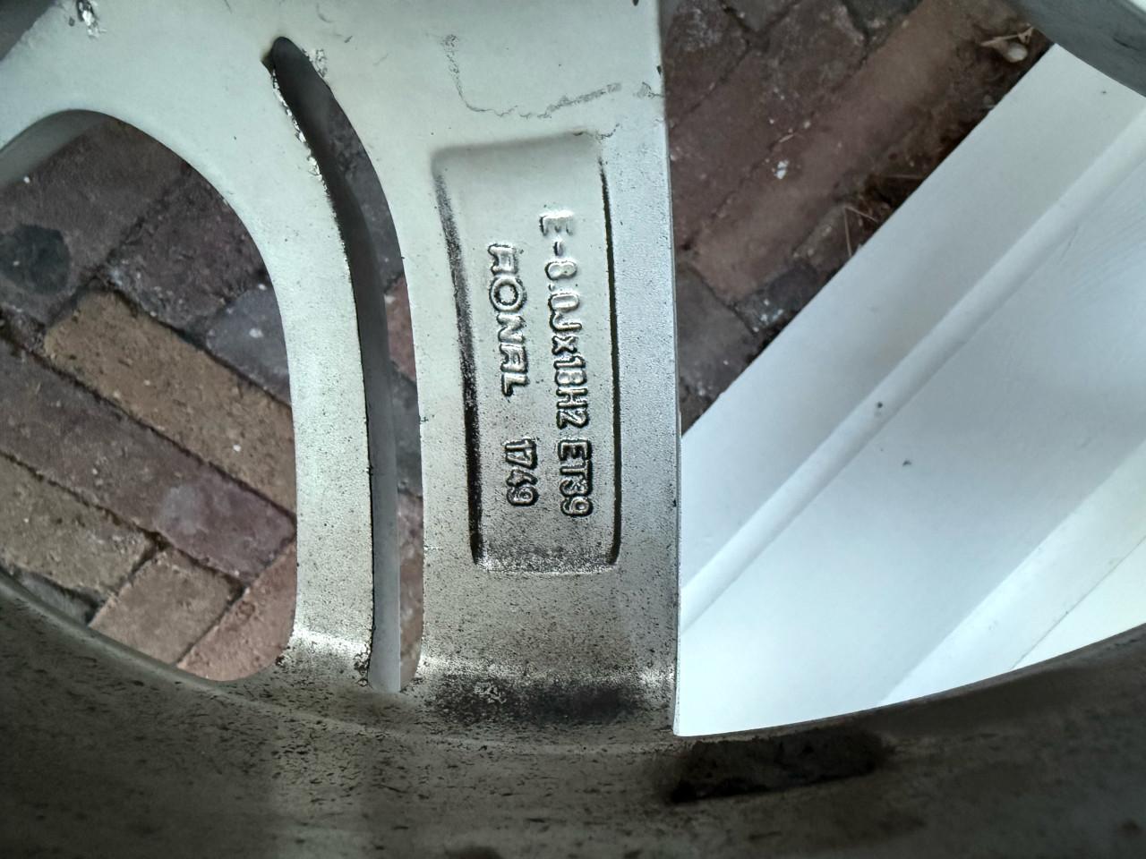 Audi licht metalen velgen origineel