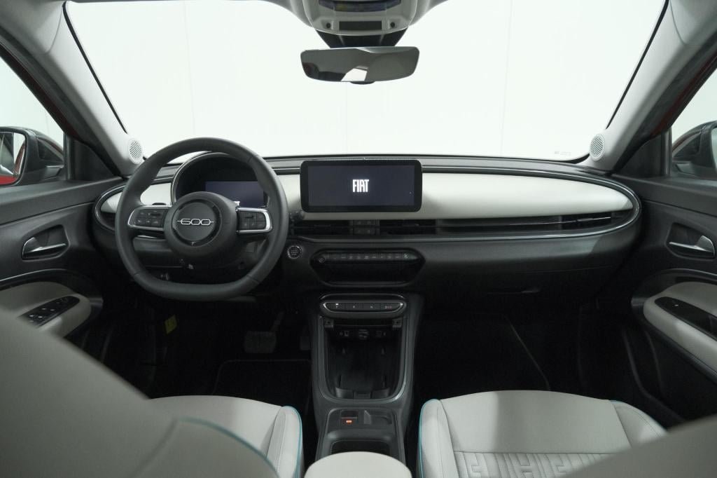 Fiat 600 1.2 hybrid 110 la prima | elektrische achterklep | adaptieve cruis