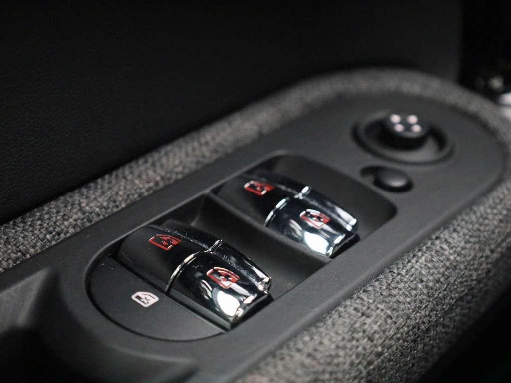 Mini Countryman 2.0 cooper s e all4 | navigatie | verwarmde stoelen | elekt