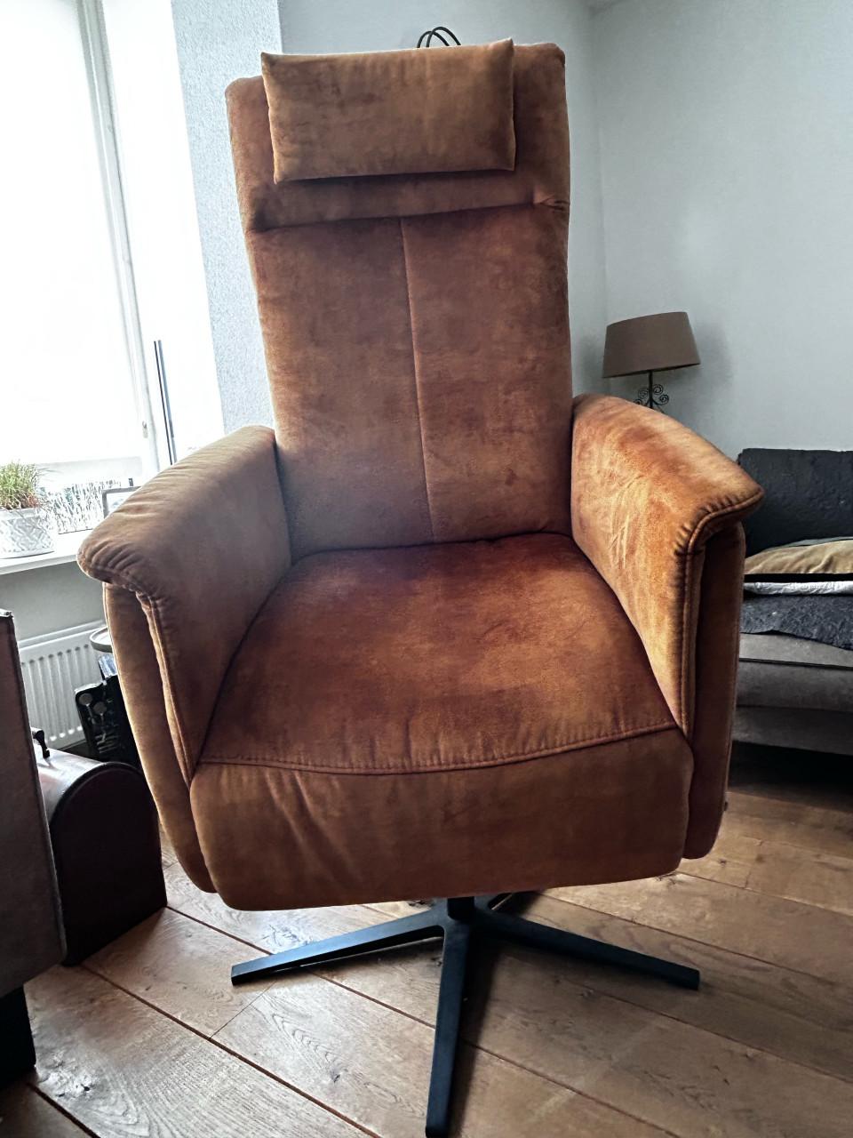 Te koop luxe sta op fauteuil Bentley (accu)