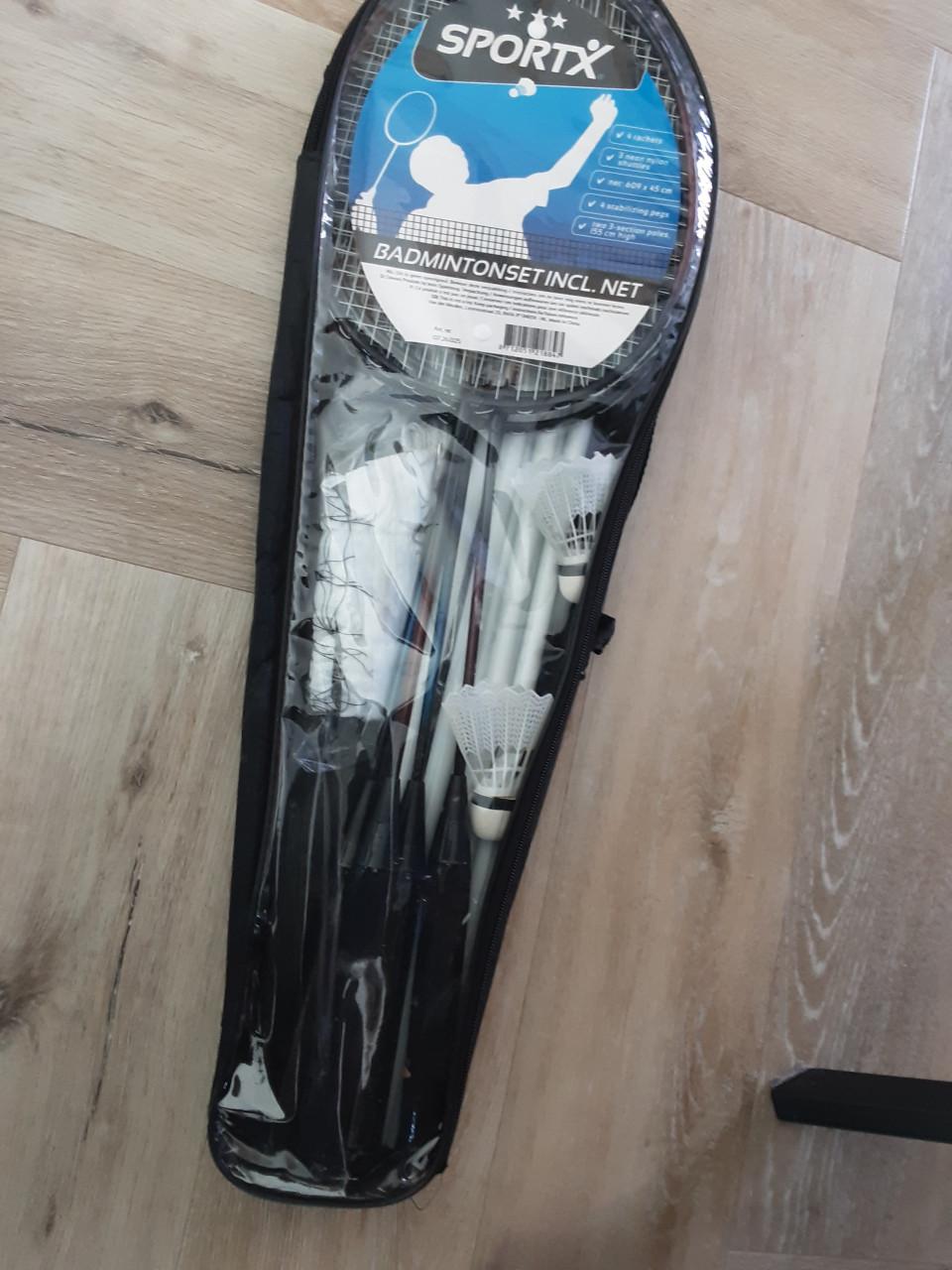 Nieuwe  set Badminton