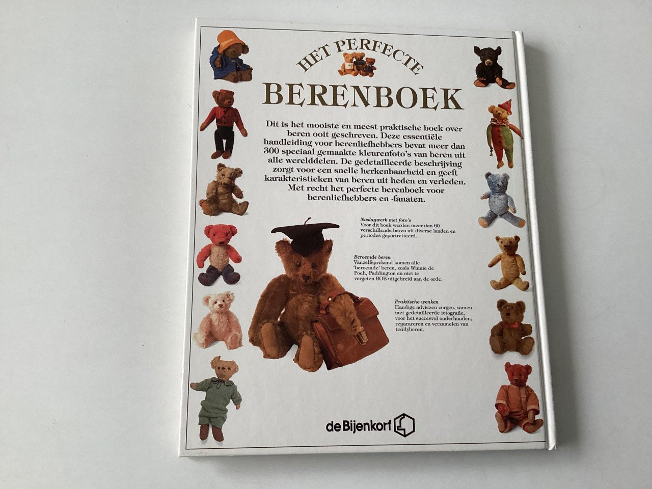 Het perfecte berenboek.    Bijenkorf.     Harde kaft.