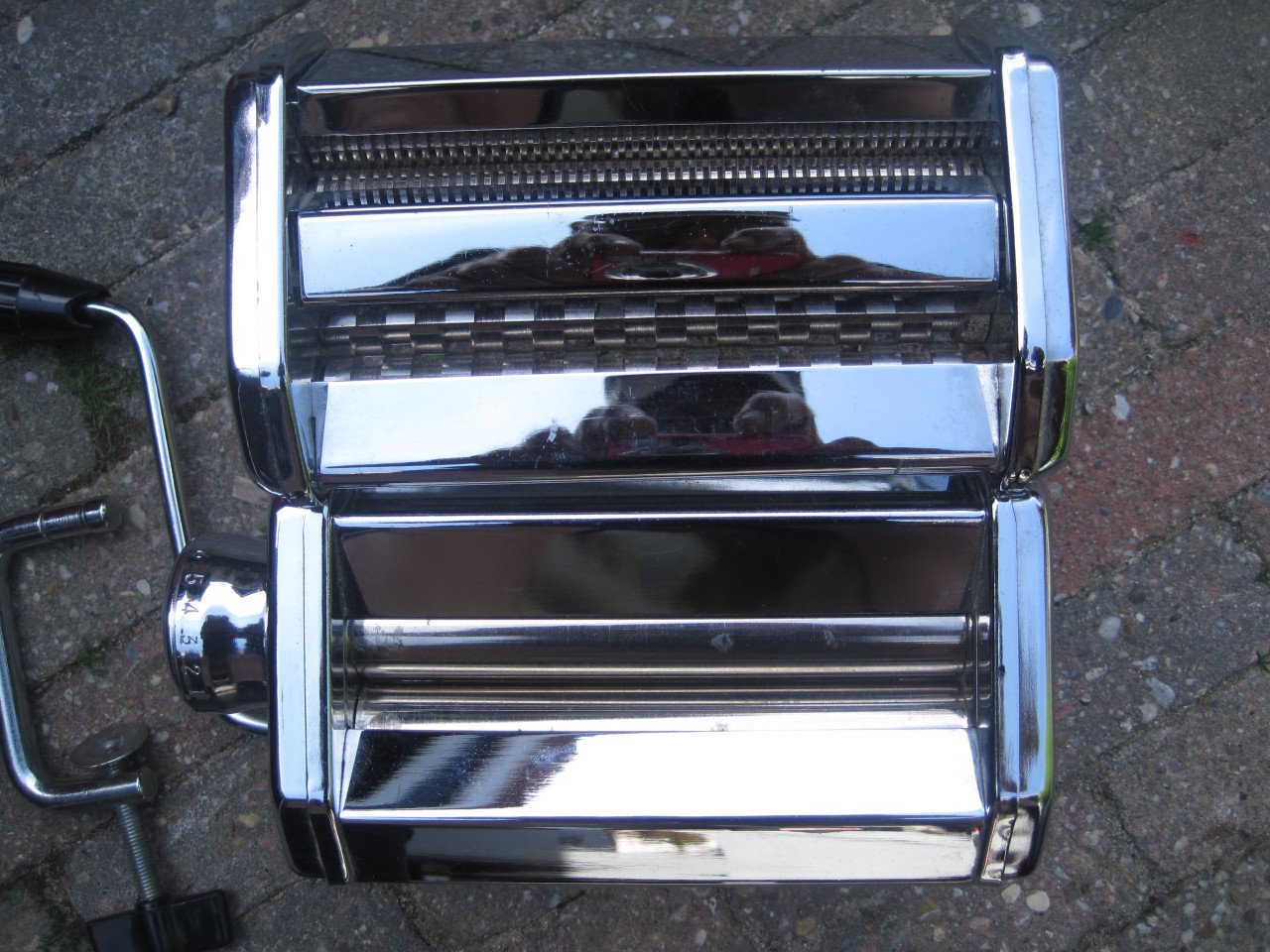 Pasta-machine