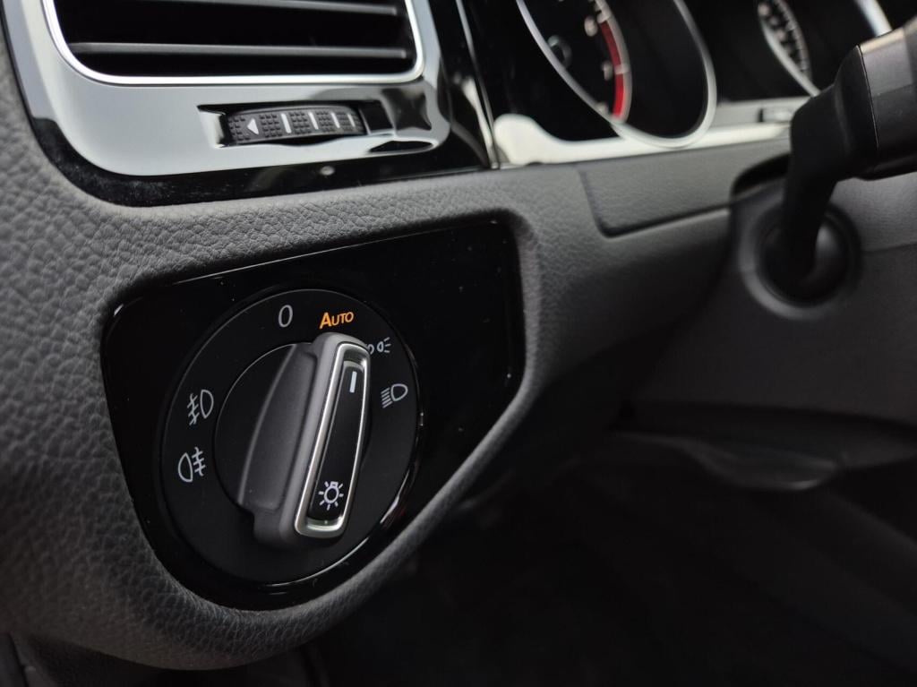 Volkswagen Golf 1.4 tsi highline / 1e eigenaar / cruisecontrol / stoelverwa