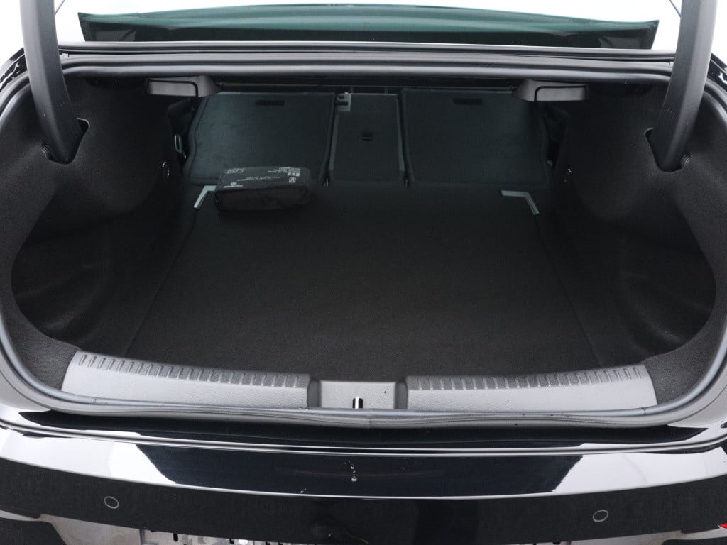 Mercedes-Benz Cla 180 star edition | dodehoekassistent | keyless go | parke