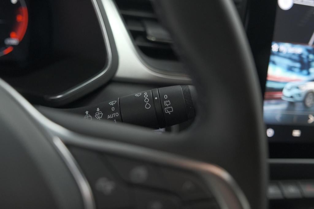 Renault Captur tce 90 techno | 360 camera | 9.3 inch grootscherm | apple ca