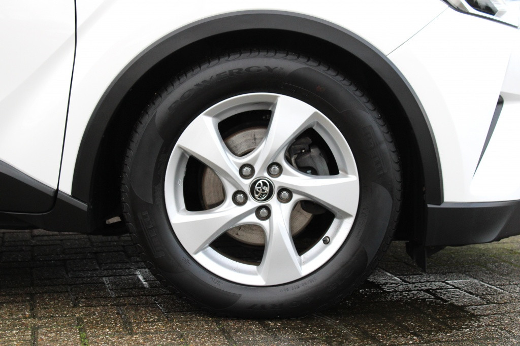 Toyota C-hr 1.8 hybrid active