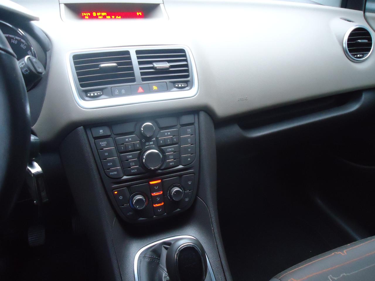 OPEL MERIVA 1.4 TURBO 120PK COSMO