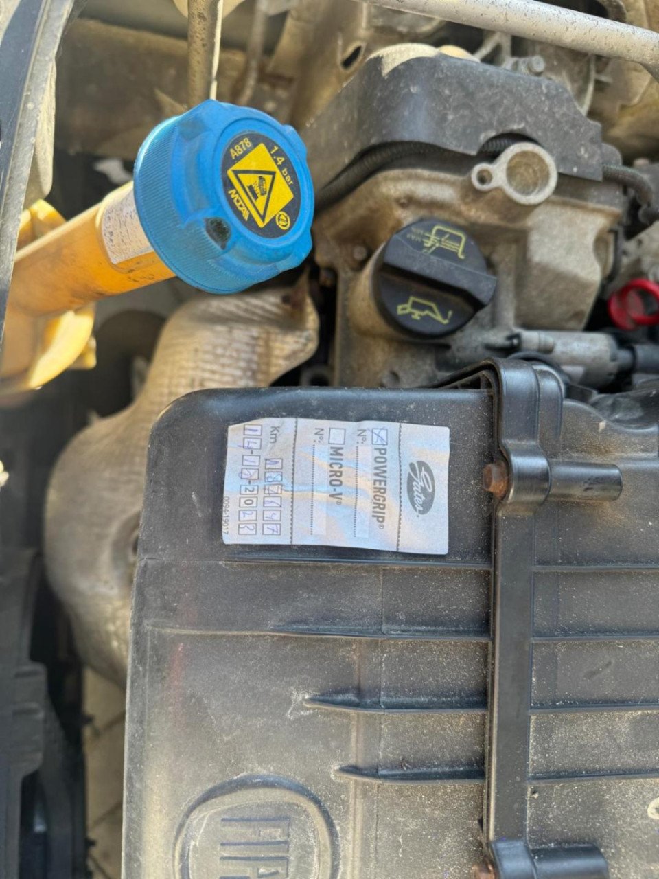 Fiat 500 1.2 lounge/automaat/nap/apk/airco