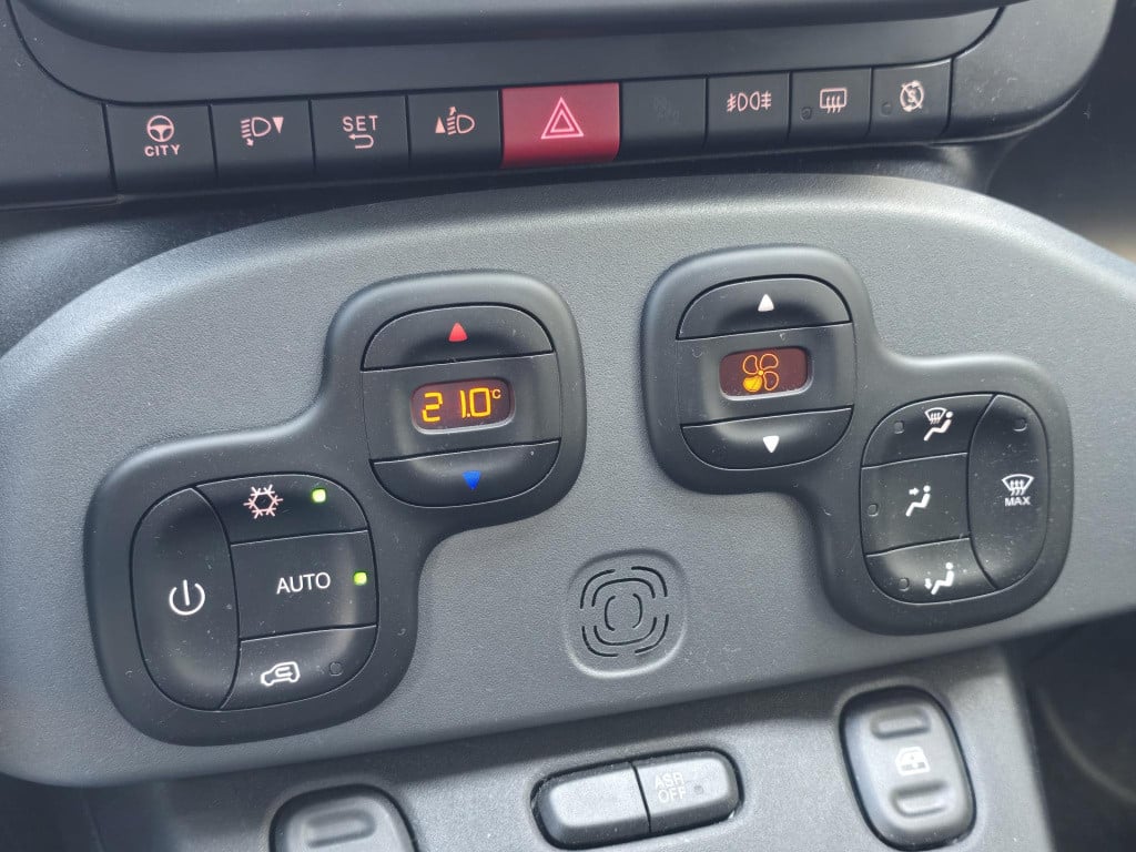 Fiat Panda 1.0 hybrid city life slechts 2895 km!!