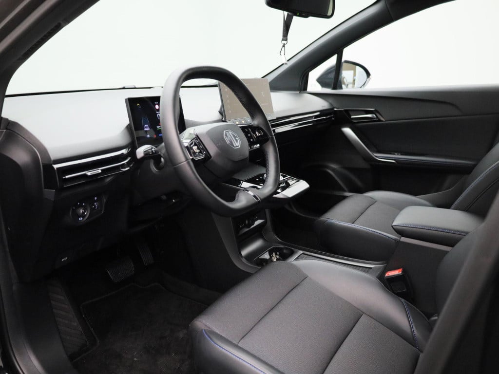 MG Mg4 64 kwh luxury | stoelverwarming | stuurverwarming | 360 camera | 435