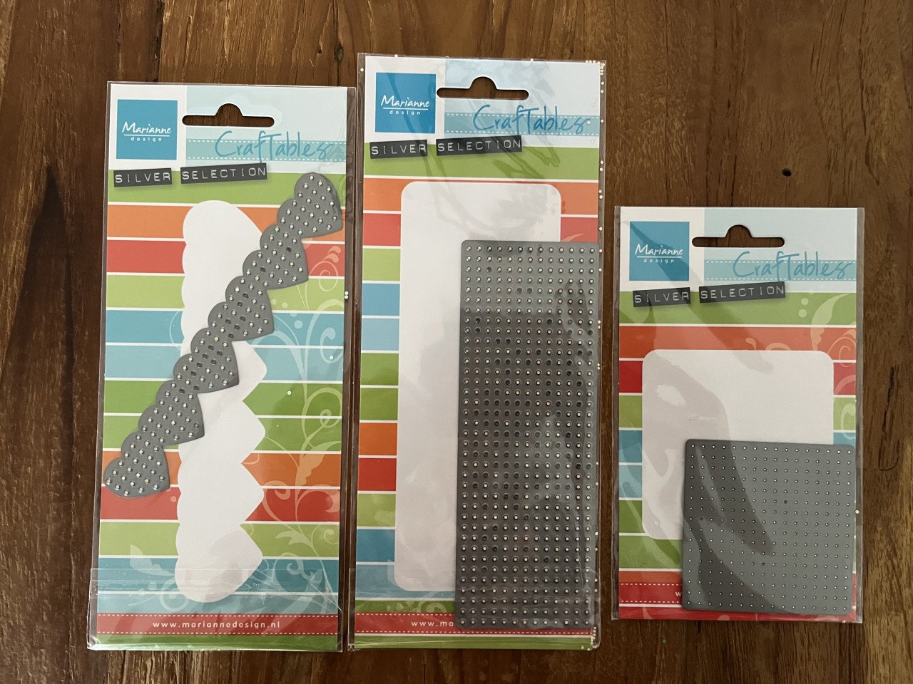 Cutting & Embossing machine voor het maken van (kerst)kaarten