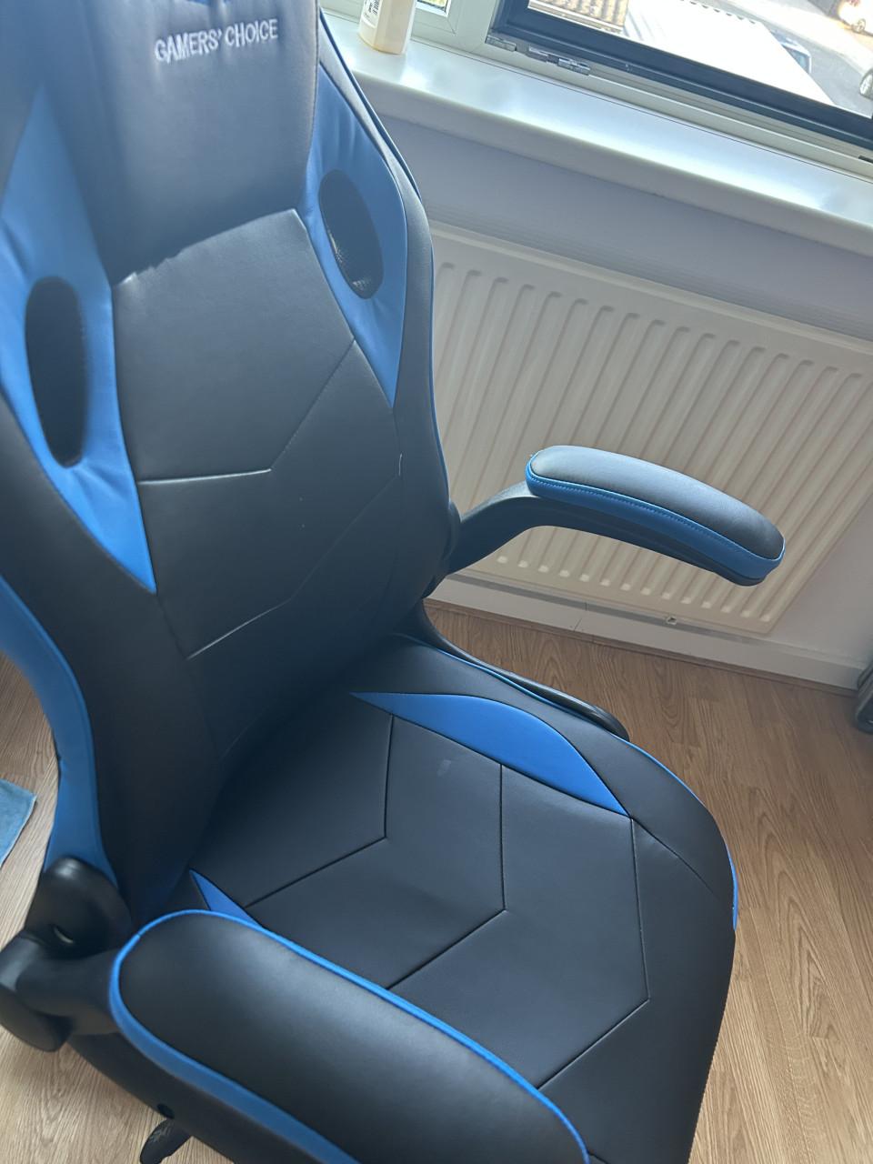 Gamestoel VOJENS ( Jysk) zwart-blauw kunstleer