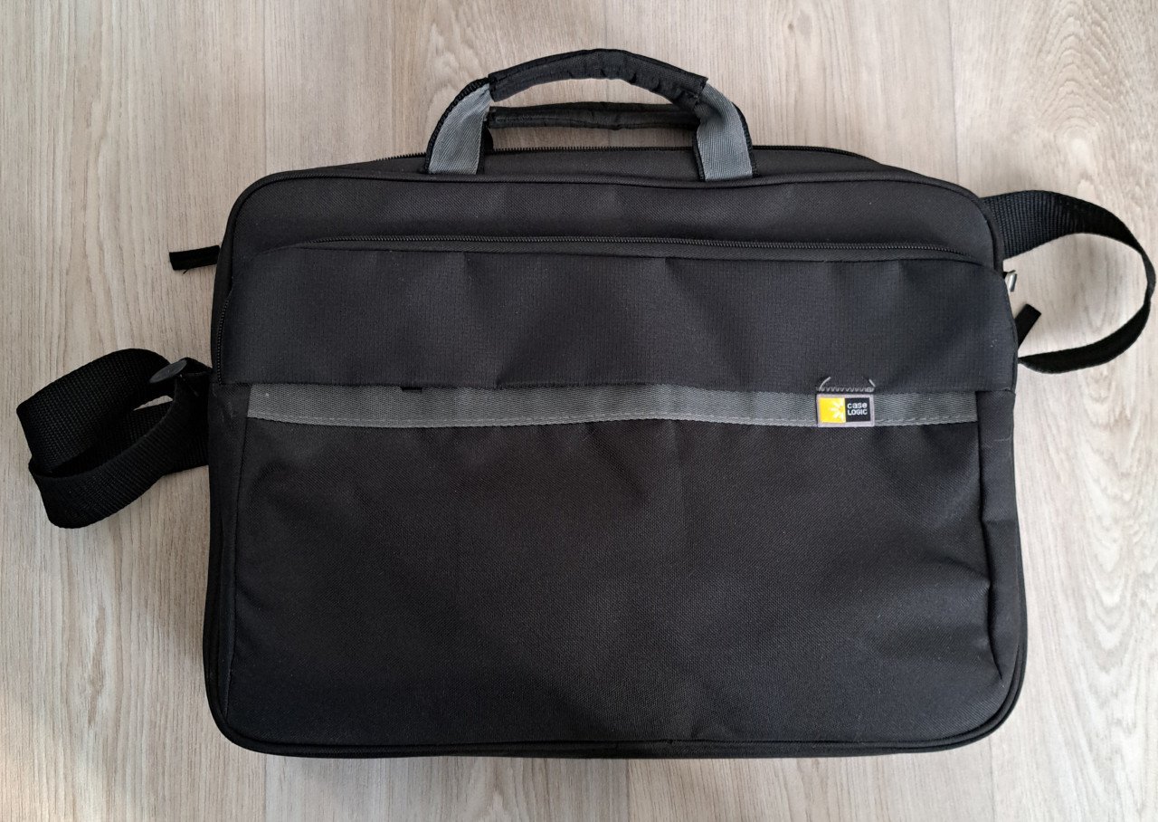 Case logic 17 inch laptop tas