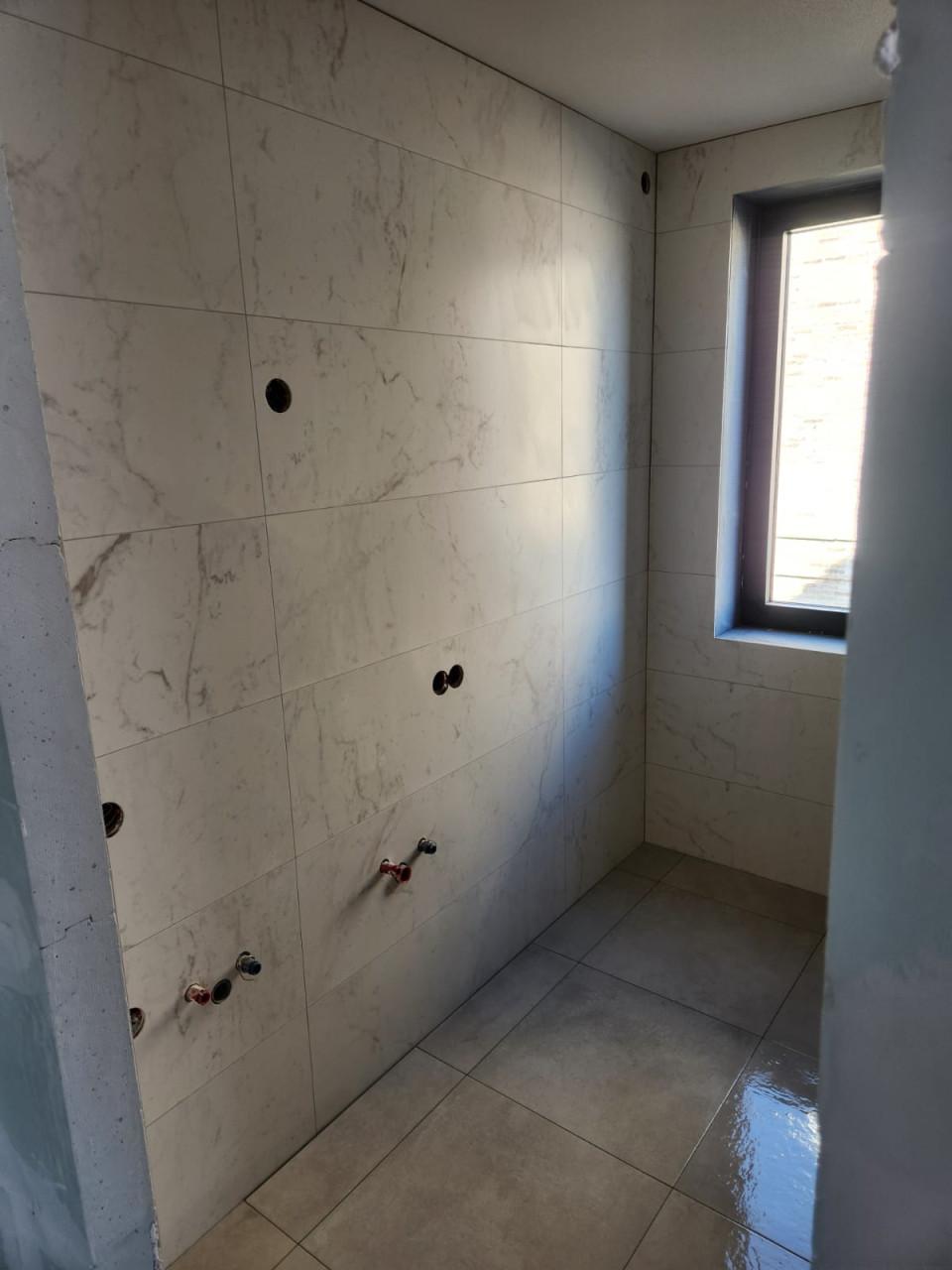 Tegelzetter nodig? Bel/app: 06 21937244 of Mail: jvbtegelzetter@gmail.com