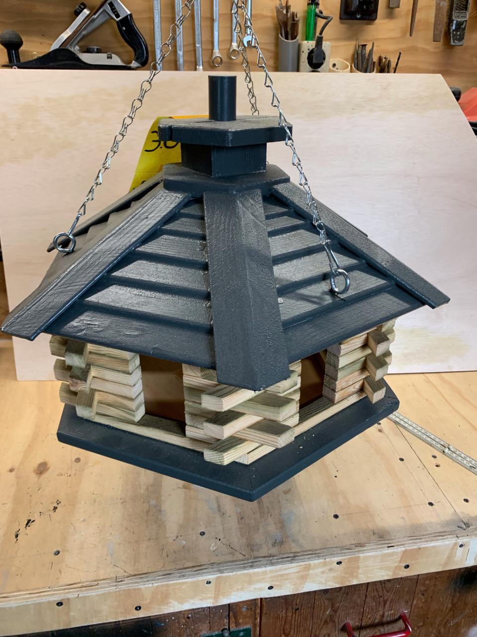 Voederhuisje te koop op poot of hang