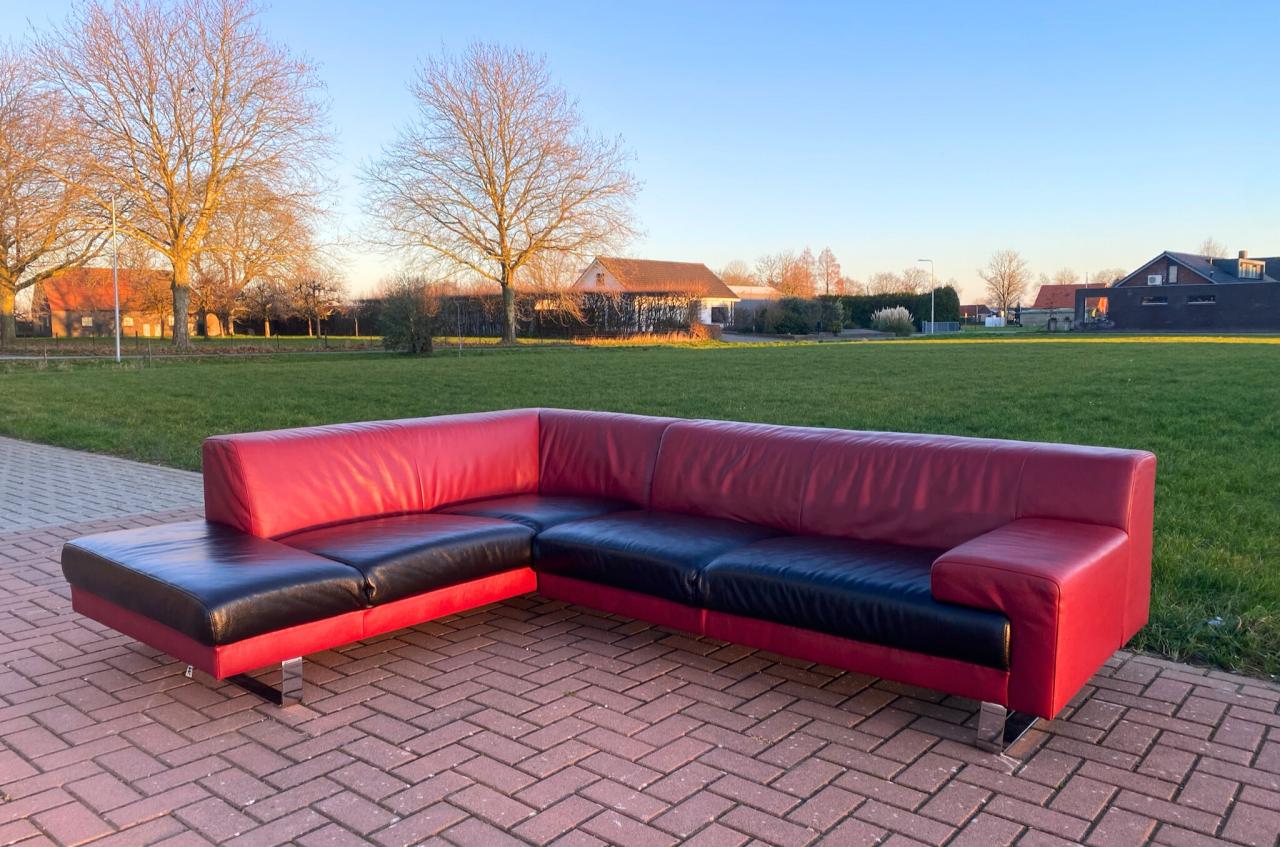 Montèl Rood Zwart Leren Hoekbank–Echt Leer Statement Design