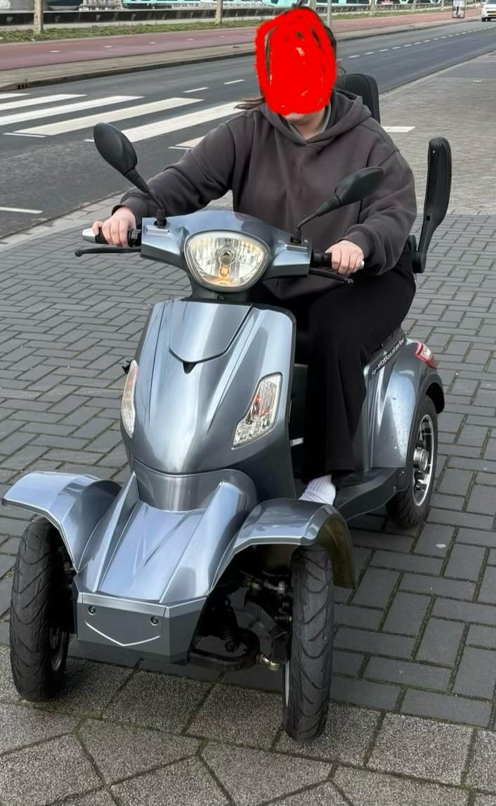 Scootmobiel te huur van particulier For Motion On Four (4-wiel)