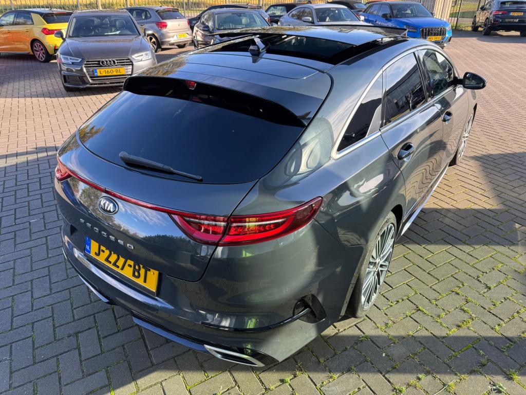 Kia Proceed 1.4 t-gdi gt-plusline * panoramadak * camera * stoel + stuurver