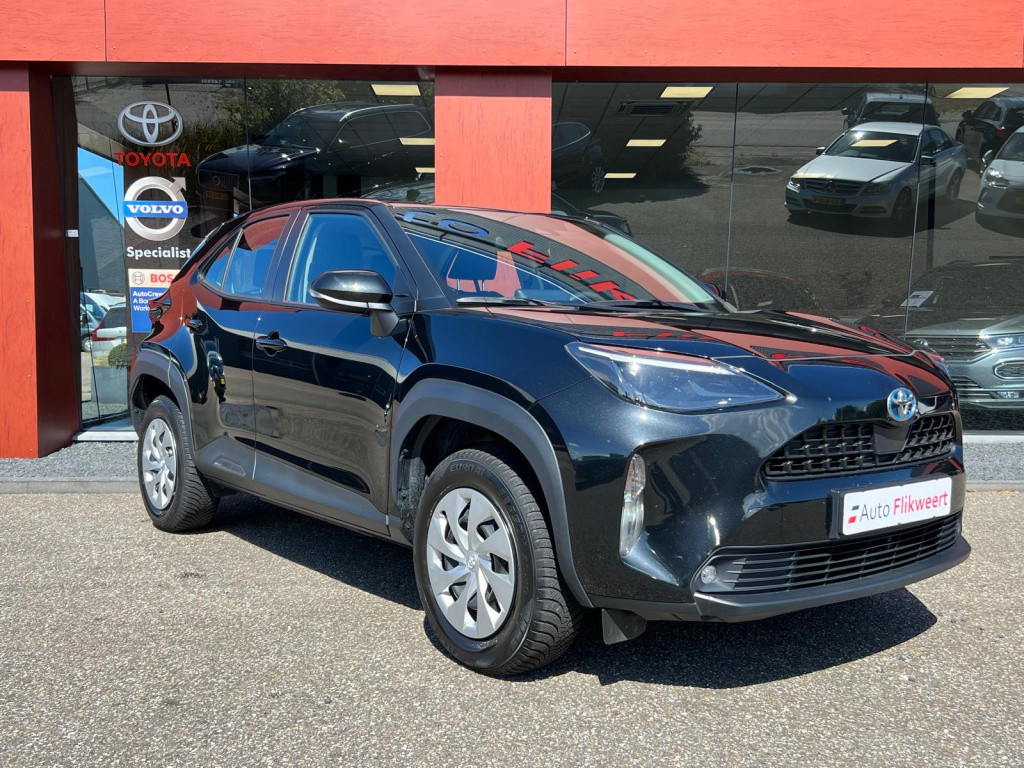 Toyota Yaris Cross 1.5 hybrid active | climate | cruise | camera | apple / 